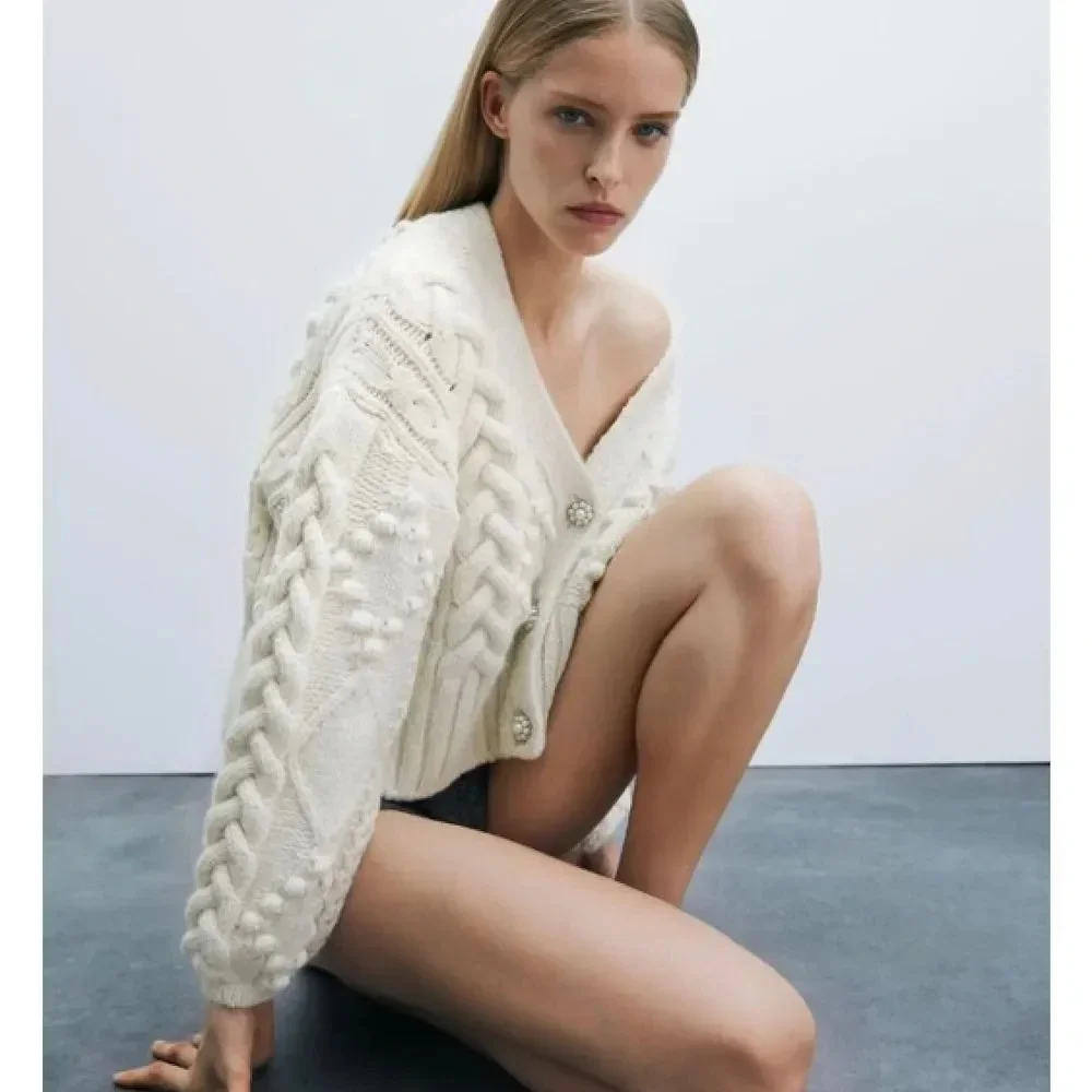 Zara knit cardigan with jewel buttons - Picture 7 of 12